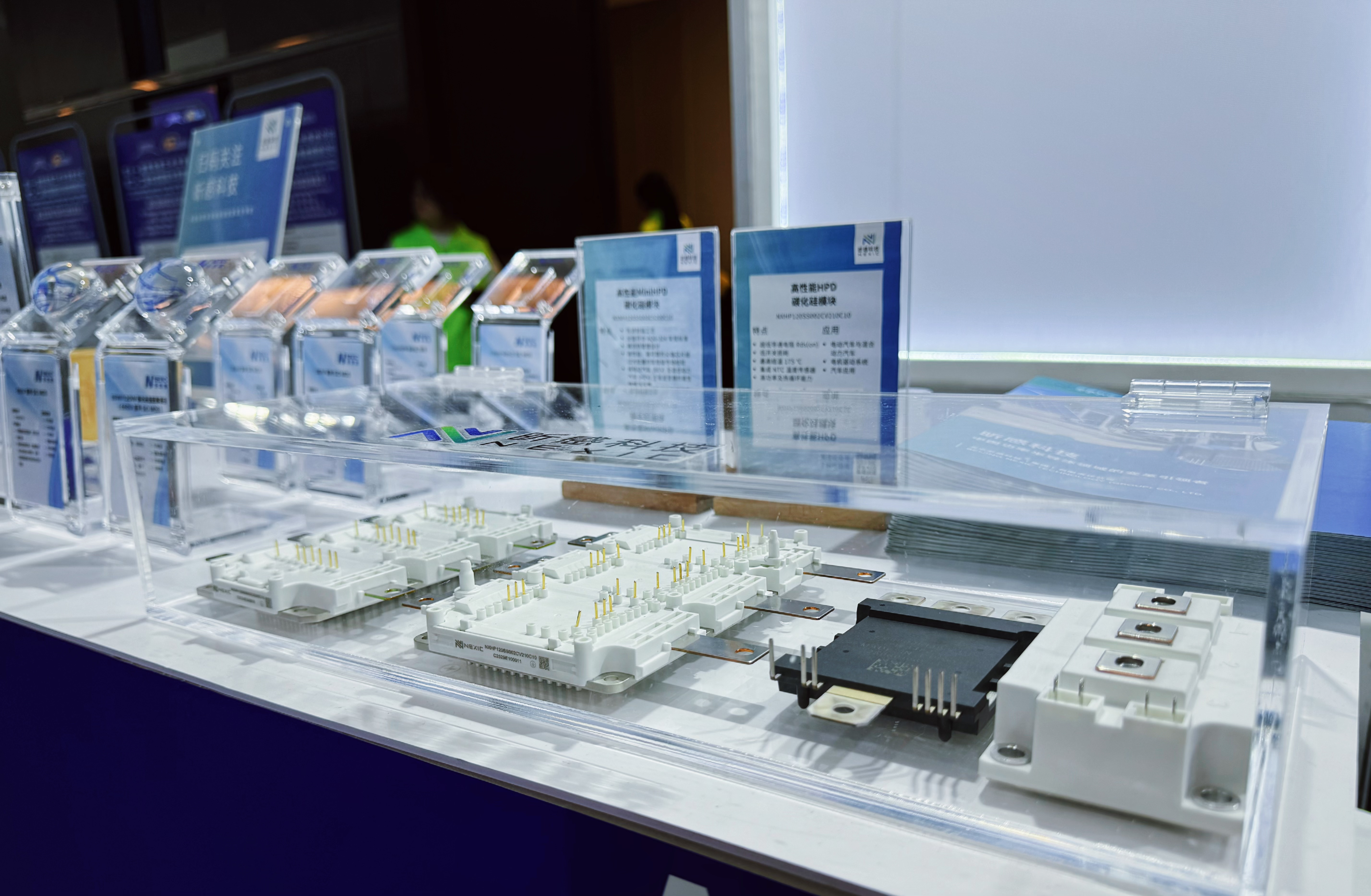 1764669309784676.jpg 2d19ae56-9f34-4a16-a9e9-ef86334c5ade.jpg